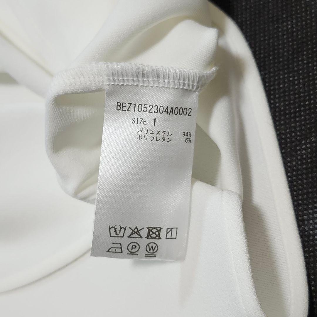 タグ付き/25年モデル☆ビアズリー　Tブラウス　ストレッチ　サイドスリット　1