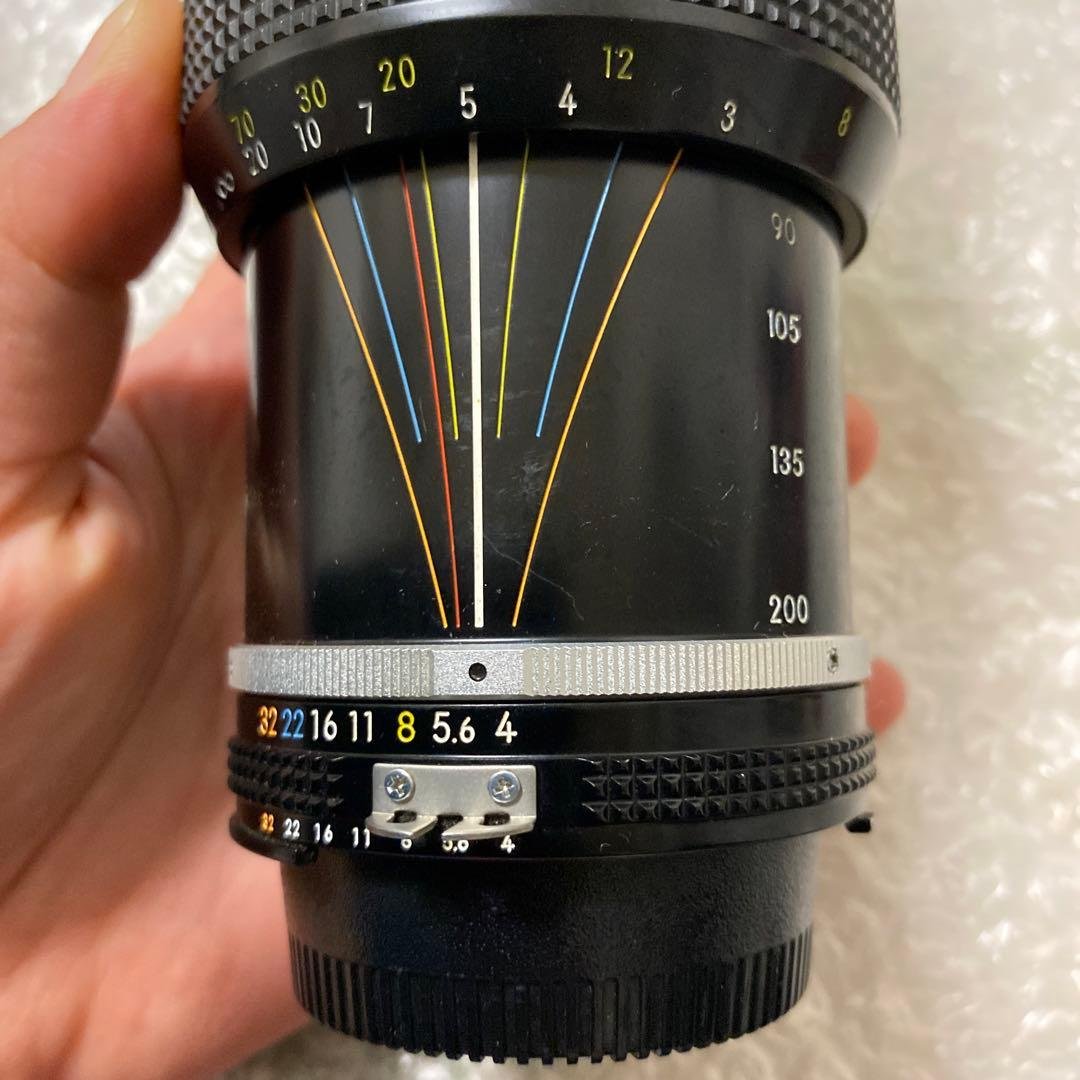Nikon Zoom-Nikkor 80-200mm 望遠レンズ