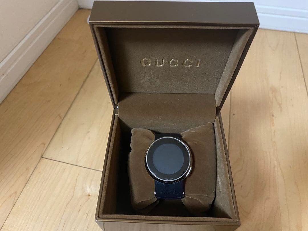 GUCCI デジタルウォッチ (バッテリー交換必要)