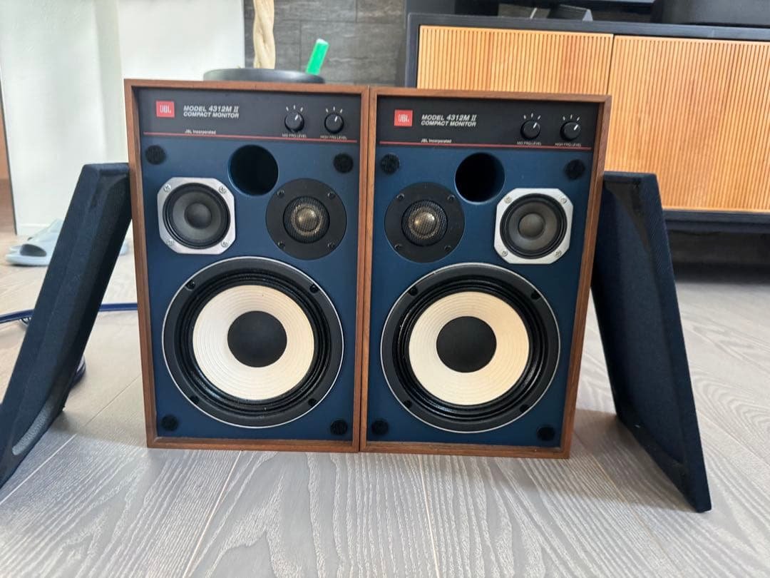 スピーカー・ウーファー JBL model 4312M II compact monitor