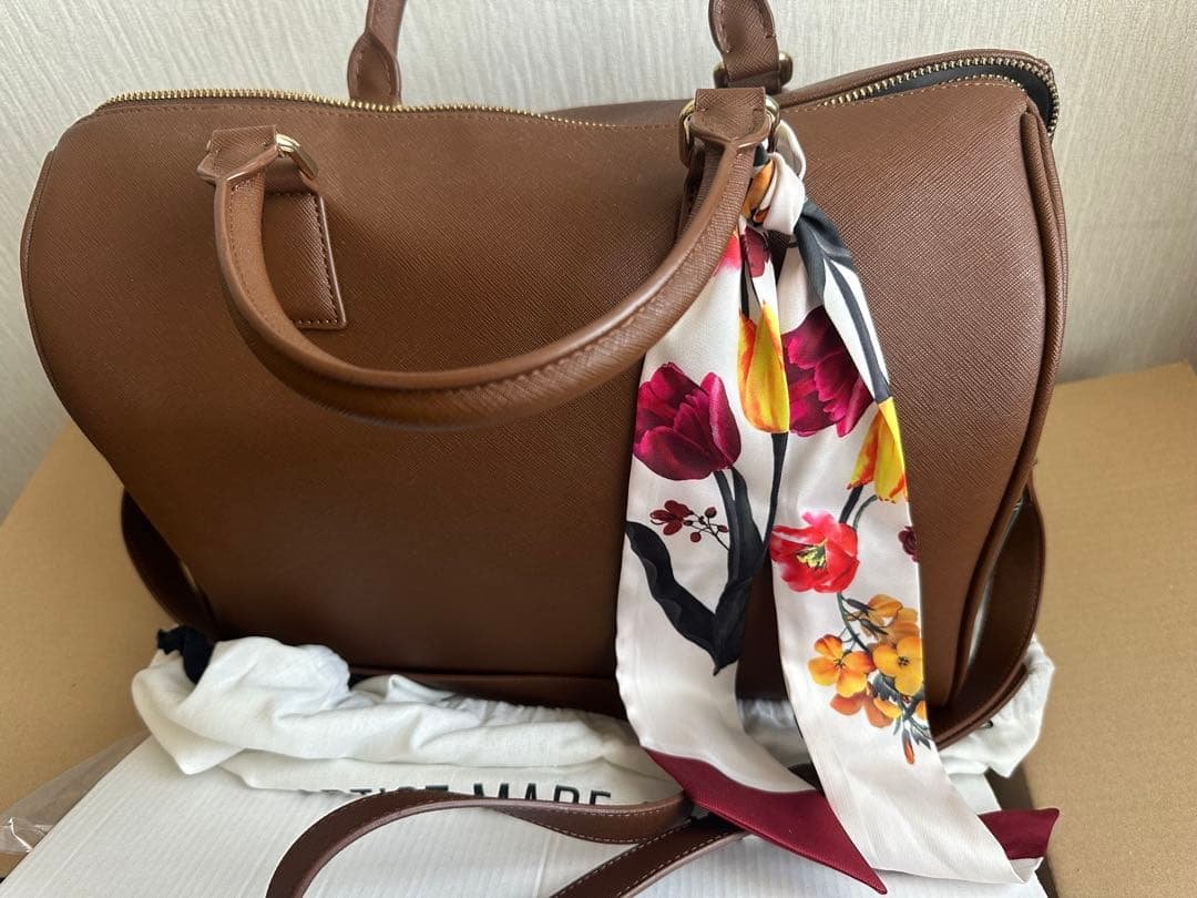 テテ MUTE BOSTON BAG