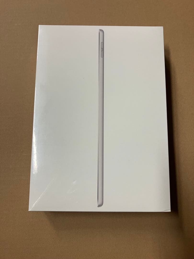 iPad 64GB Wi-Fiモデル　新品　送料込み