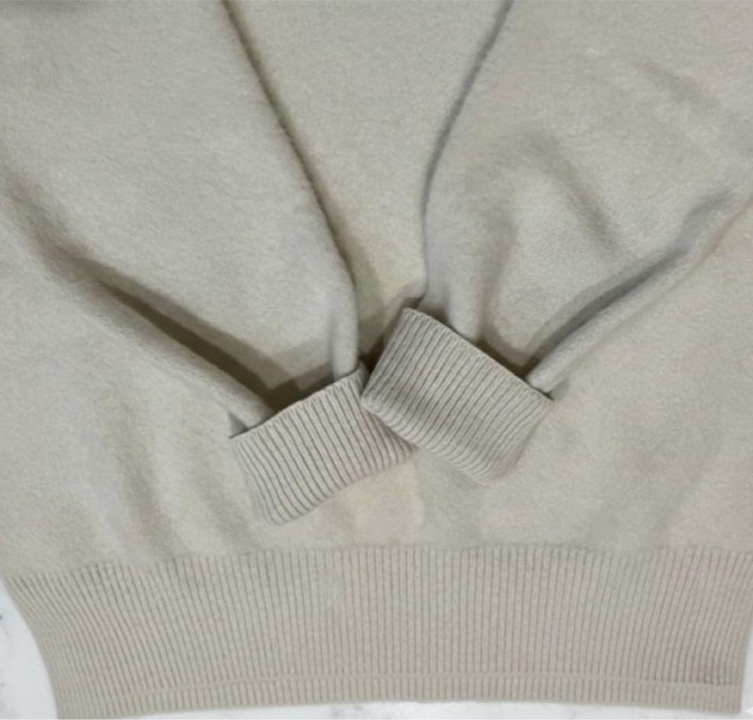 たまご　ユナイテッドアローズ フォックスカシミヤクルーネックニット