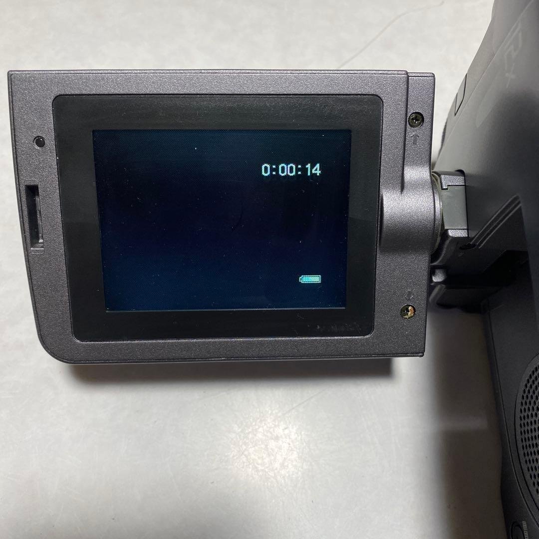 SONY VideoHi8 Handycam CCD-TRV60 ⑦