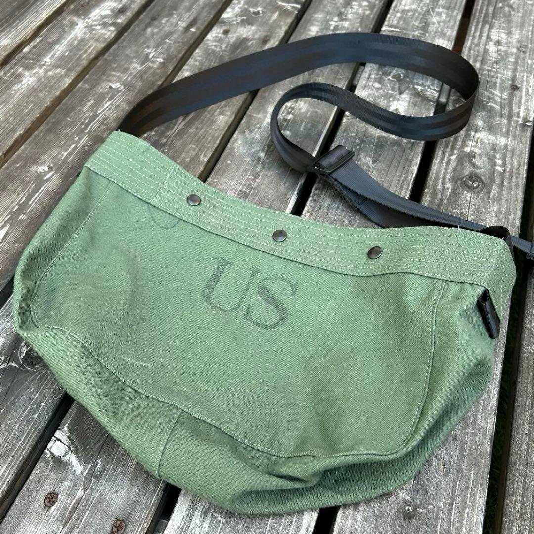 ニュースペーパーバッグ　アメリカ軍　ランドリーバッグリメイクバッグ　ステンシル入