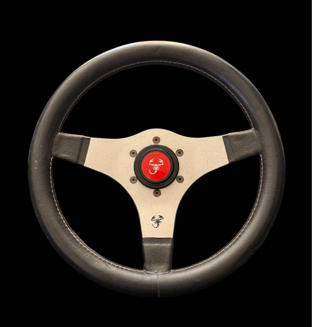 アバルト(ABARTH)ステアリング　ハンドル　送料込