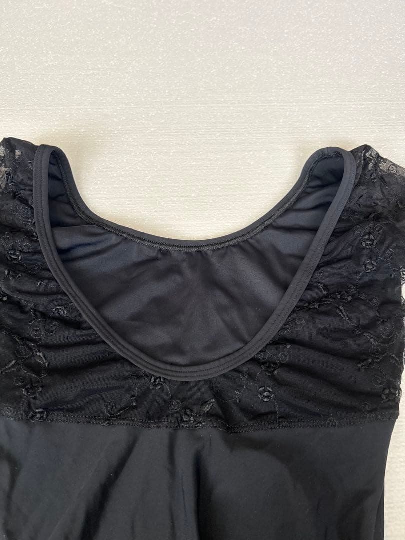 Dellalo Milano デラロミラノ 花柄刺繍が特徴のバレエレオタードM