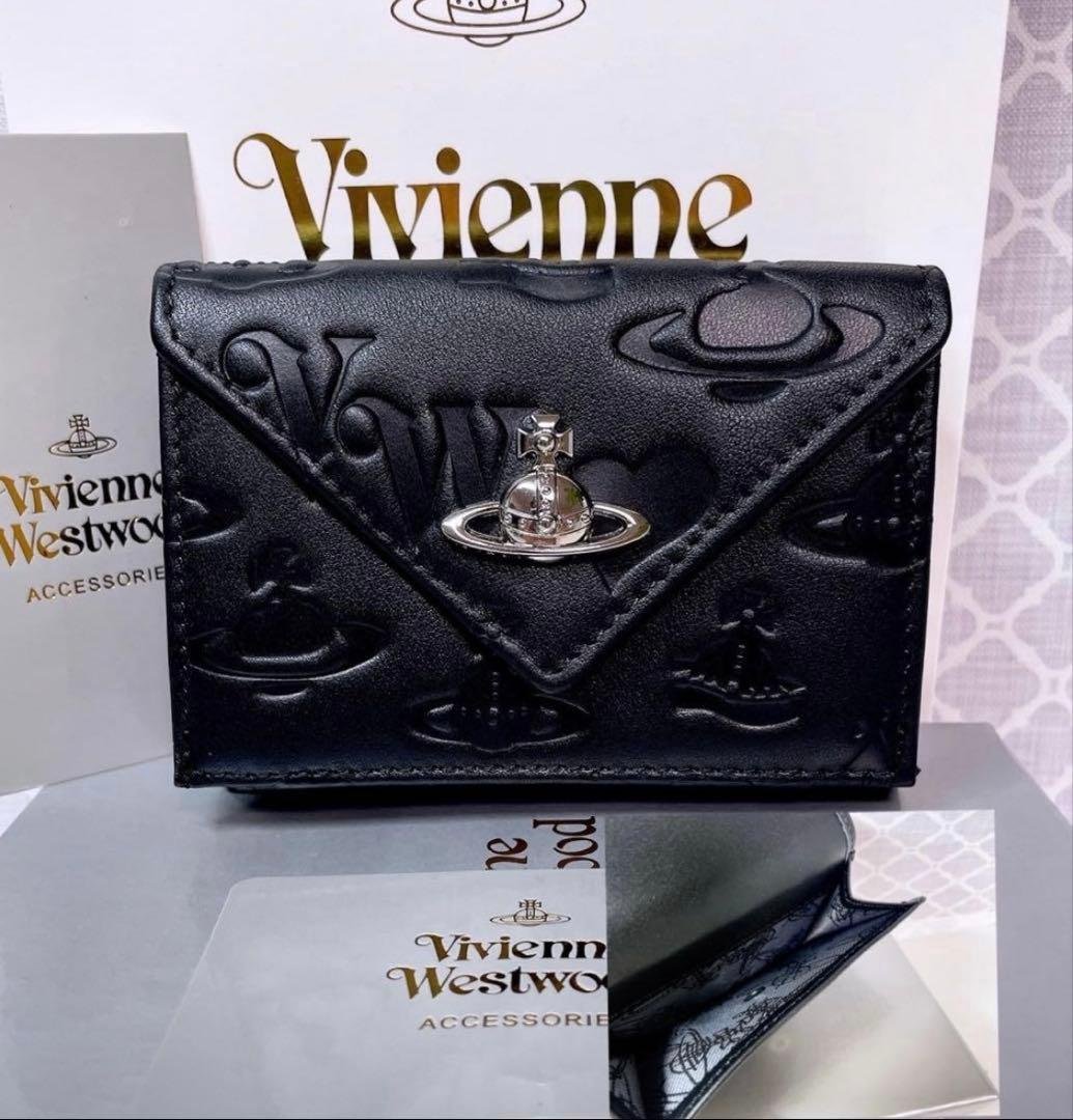 【内柄も素敵☆最新】Vivienne Westwood 三折財布 黒マット