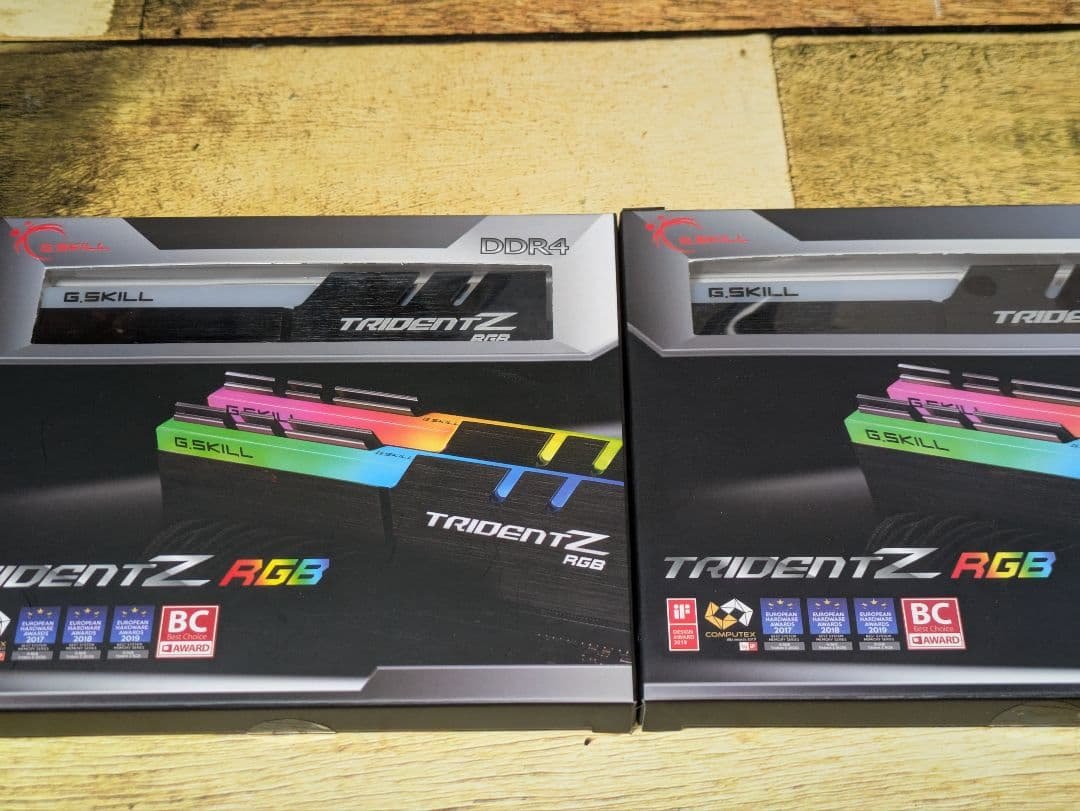 玉*汁様 G SKILL DDR4 F4-3600C18D-32GTZR2個合計