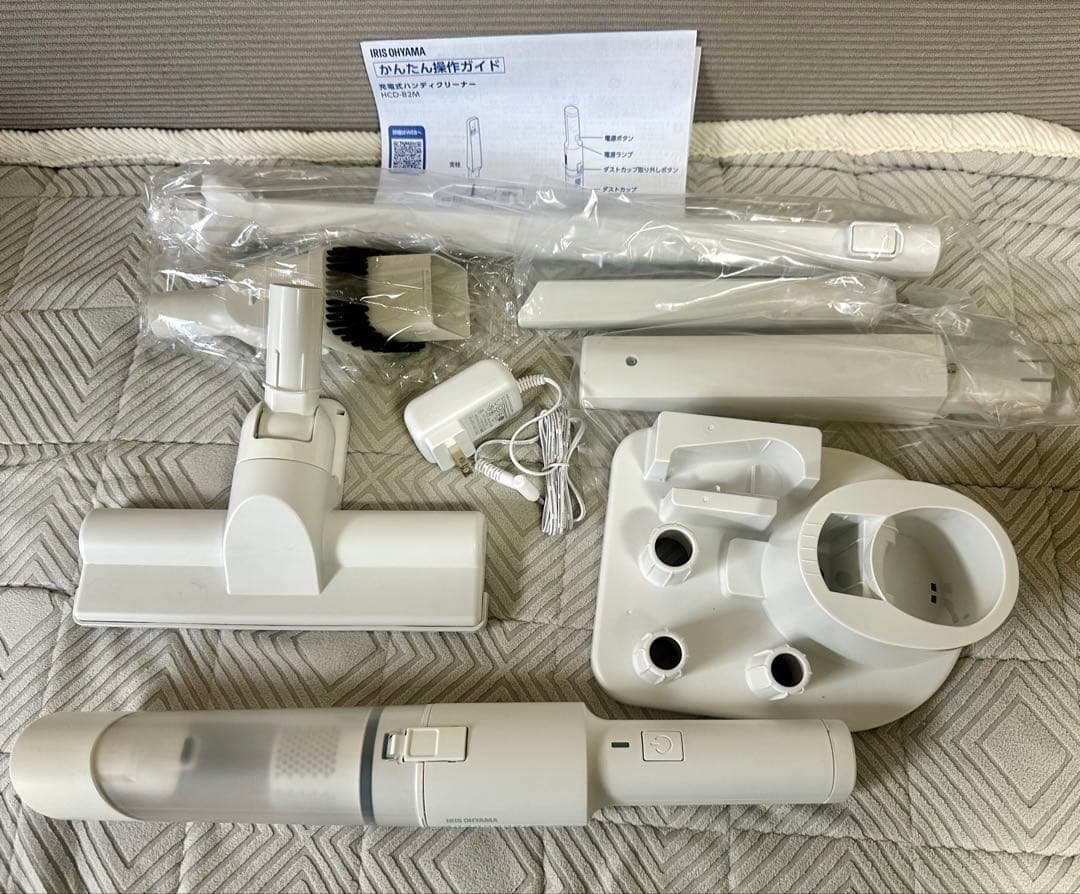 未使用 IRIS OHYAMA 充電式ハンディクリーナー HCD-B2M-W 白