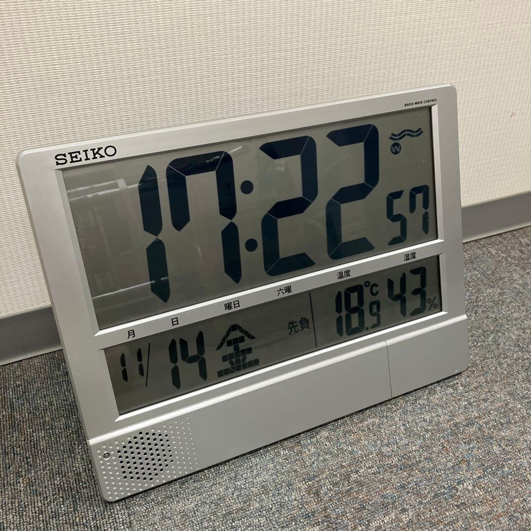 SEIKO デジタル温湿度計付き時計 SQ434S