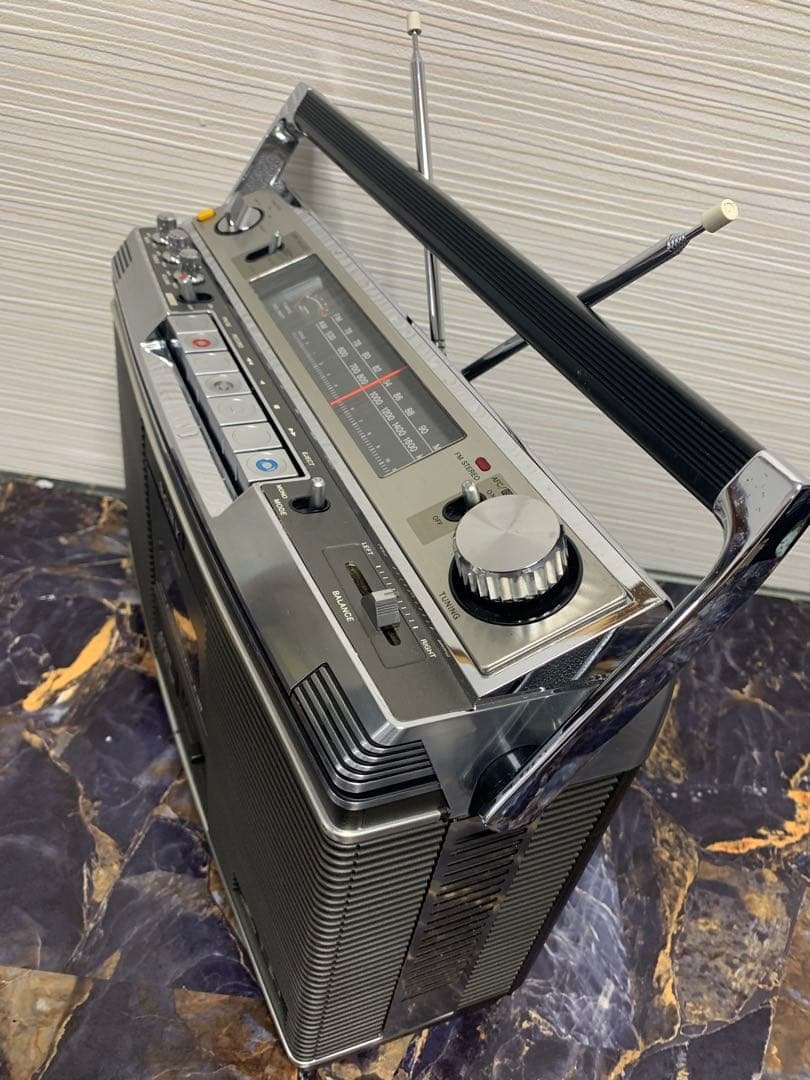 美品動作品SONY ソニー CF-3800 ラジカセ 2バンド ラジオ
