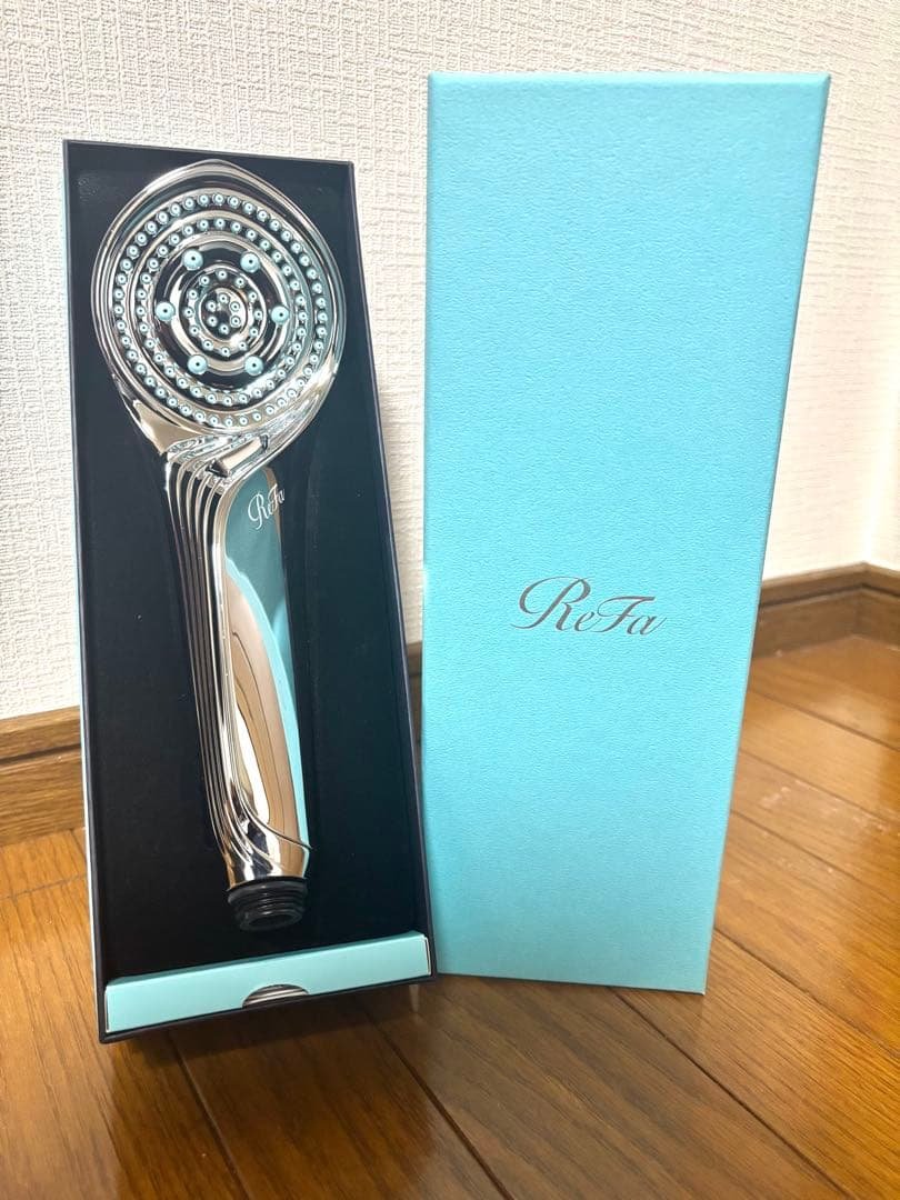 【新品未使用】リファシャワーヘッドReFa FINE BUBBLE S