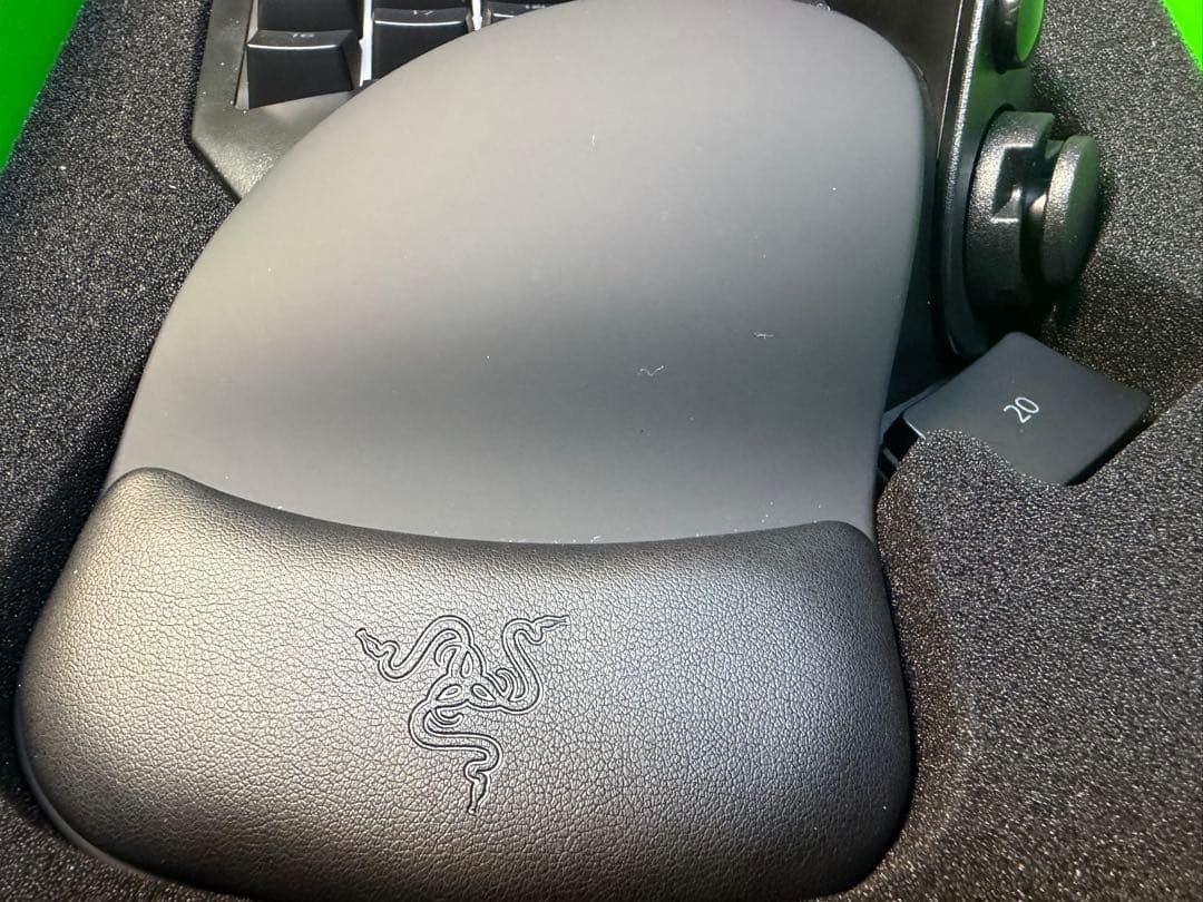 (使用10時間未満)Razer TARTARUS V2 左手キーボード