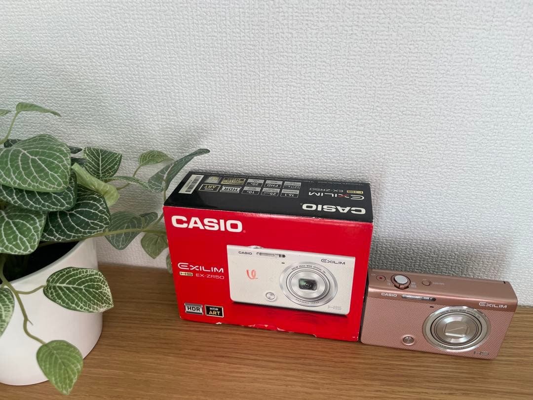 【超美品】箱ありCASIO EXILIM EX-ZR250 ピンク