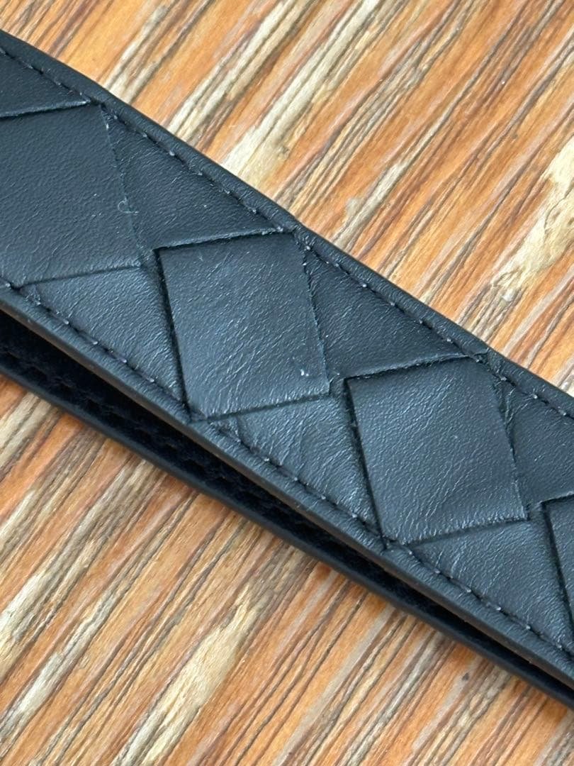 ボッテガヴェネタ キーホルダー ブラック イントレチャート