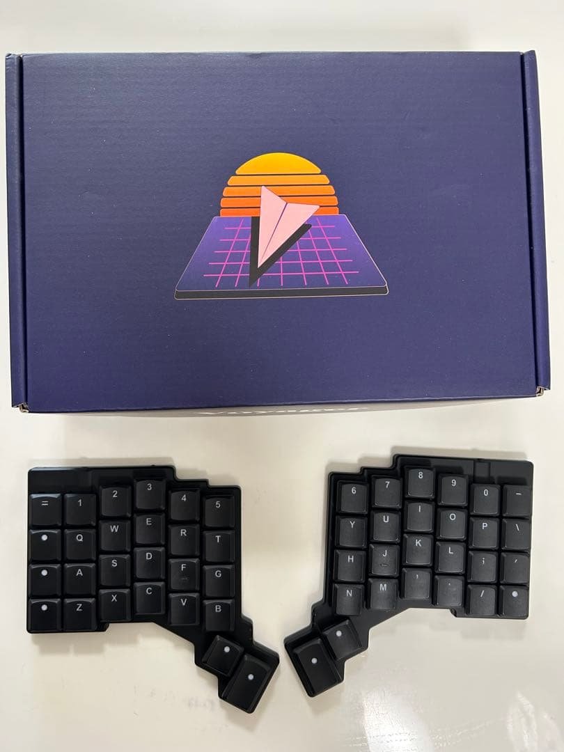 【美品】ZSA Voyager 分割キーボード リストレスト 静音キースイッチ付