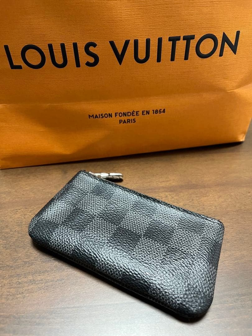 美品LOUIS VUITTON ダミエ ブラック ケース