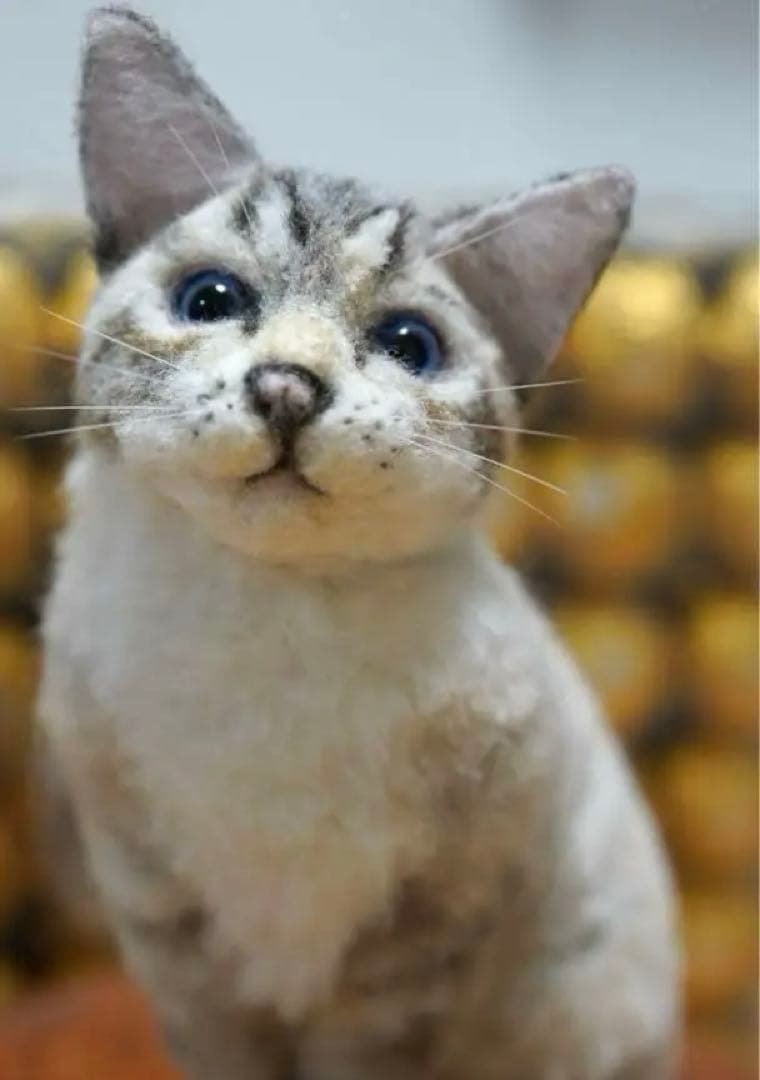 羊毛フェルト　猫　お座り
