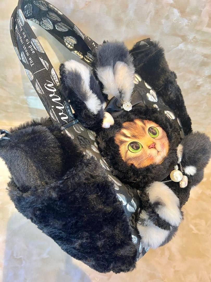 あ*き様 コヤンイサムチョン　ショルダー付き　サイドポケットバッグ　ブラックファ