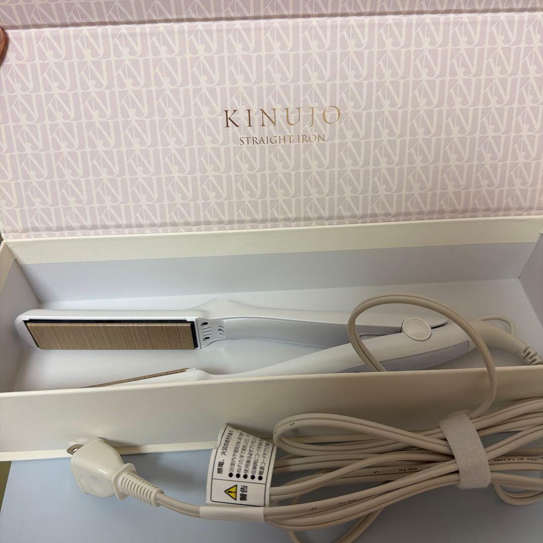 KINUJO 絹女　ストレートヘアアイロン 国内専用