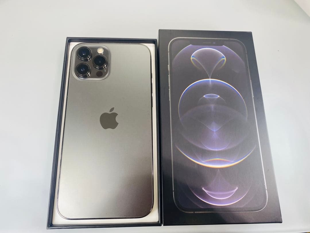 ズ*様 iPhone 12 ProMax 256GB グラファイト バッテリー1