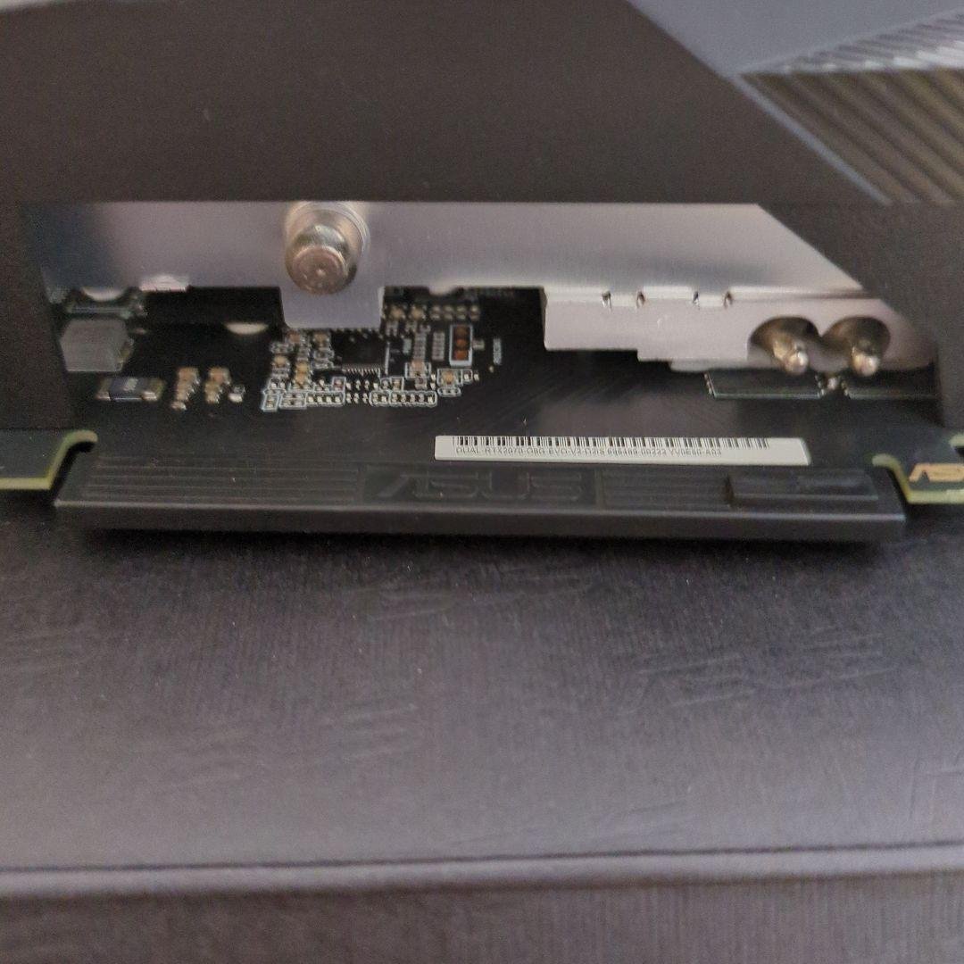 グラフィックボード・グラボ・ビデオカード ASUS DUAL RTX2070 O8G EVO V2
