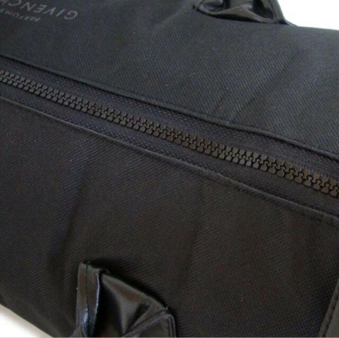 新品　GIVENCHY　コスメティック 大容量ドラム缶ボストンバッグ