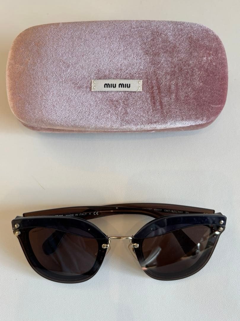 【美品】miu miu サングラス