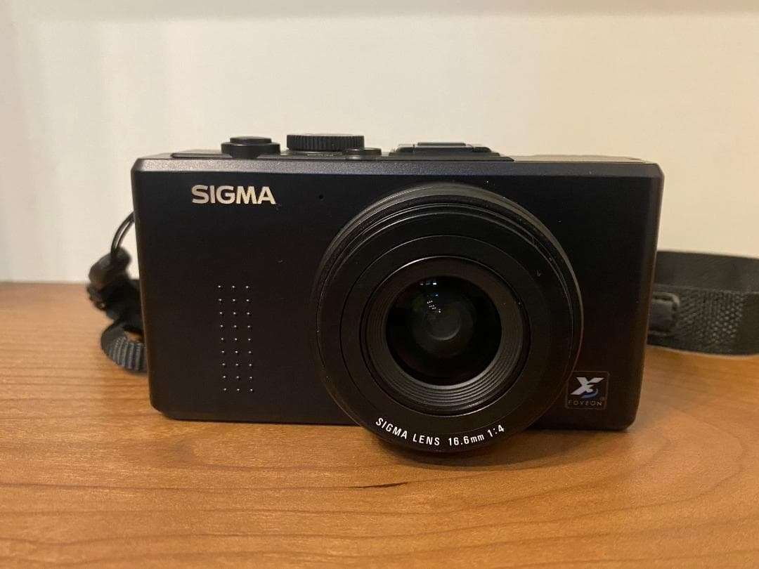 美品 SIGMA シグマ DP1s コンパクトデジタルカメラ