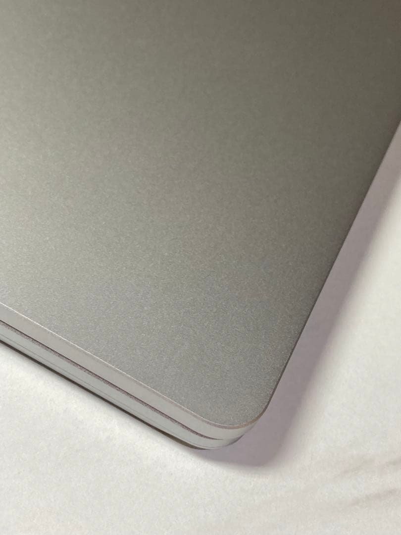 Surface laptop 5 i7-1255U 8GB 256GB ￼