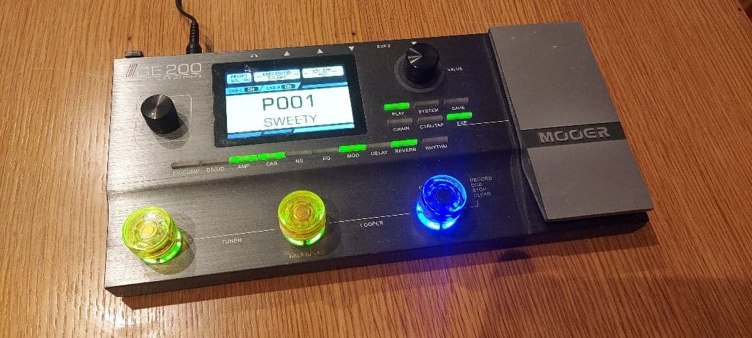 Mooer GE200 マルチエフェクター