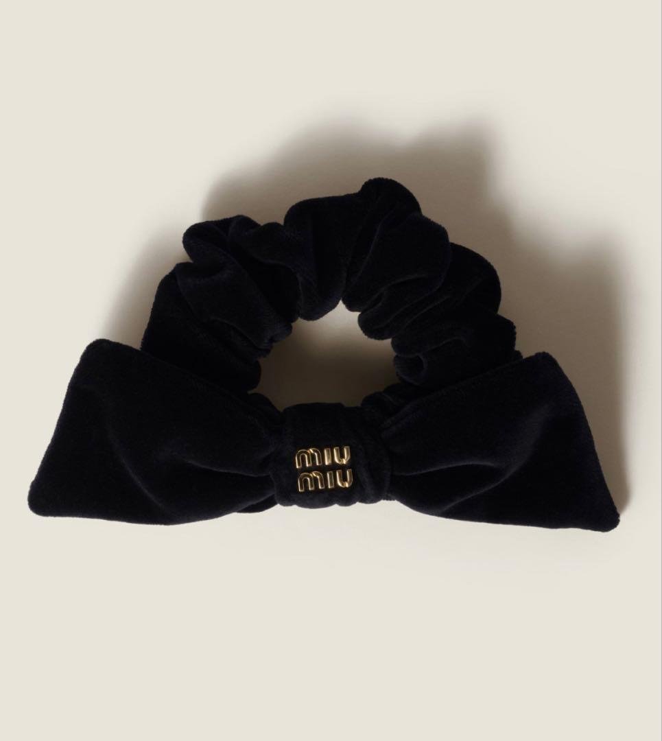 【年末値下げ】miu miu ベルベットリボンシュシュ